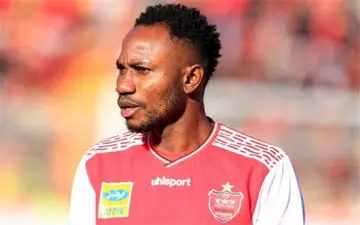 مهاجم نیجریه‌ای پرسپولیس به دنبال پرواز برای حضور در ایران