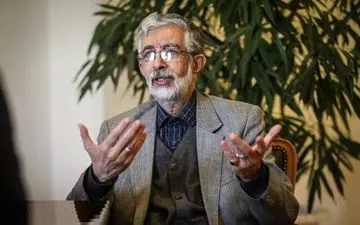 حداد عادل: توجه به نیروی لایزال دینی مردم همه مشکلات را حل می کند