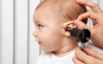 علائم عفونت گوش در کودکان چیست