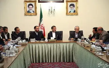 انتقال آب از خلیج فارس و دریای عمان به استان کرمان باید تسریع شود