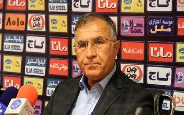 طعنه های سرمربی پیکان به وینفرد شفر در اولین نشست خبری