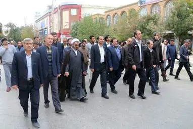 حضور پرشور مردم کرمانشاه در راهپیمایی روز دانش آموز به روایت تصویر