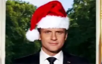 هدیه بابانوئل به مکرون + فیلم 