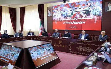 سرمربیان تیم های ملی فوتبال و فوتسال با وزیر ورزش دیدار کردند