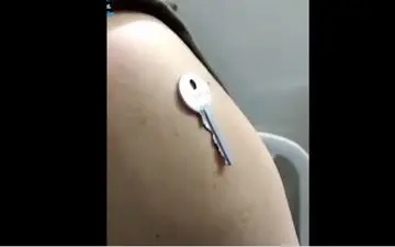 پاسخ مسئولان وزارت بهداشت به شایعه مغناطیسی شدن بدن پس از تزریق واکسن کرونا