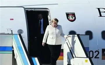  فرود اضطراری هواپیمای مرکل