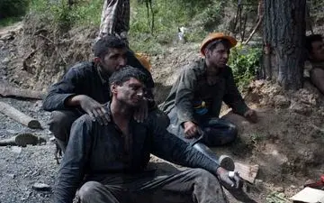 پیکرهای جانباختگان فاجعه معدن گلستان +عکس