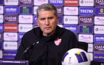 سرمربی پرسپولیس: تیمم تا لحظه آخر جنگید و این شایسته ستایش است
