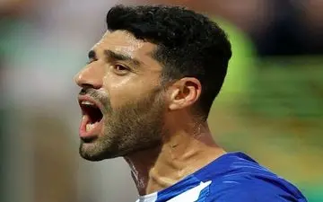 پاسخ مهدی طارمی به شایعات انتقالش به تیم‌های بزرگ | واکنش به انتقادات درباره دعوت حاج صفی یا انصاری فرد به تیم ملی