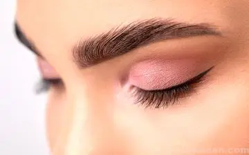 
مدل آرایش چشم ملایم دخترانه ساده و شیک برای افراد سخت پسند