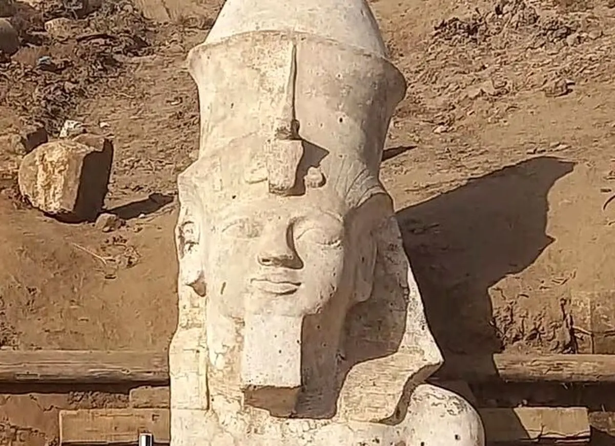 کشف تکه‌ای از تاریخ: مجسمه غول‌پیکر رامسس دوم در مصر پیدا شد