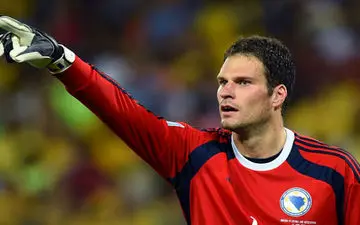 چلسی پیشنهاد بورنموث برای بگوویچ را رد کرد