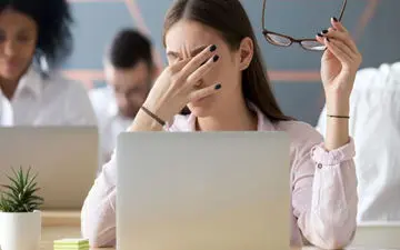 اگر با موبایل و لپ‌تاپ کار می‌کنید این توصیه‌ها را جدی بگیرید