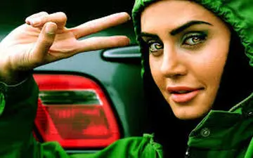 پوشش و گریم جالب الناز شاکردوست در فیلم خفه گی