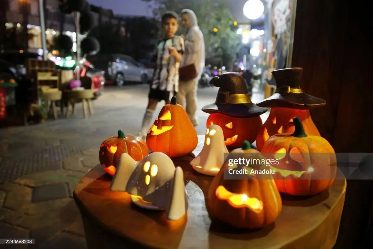 افراط در عزاداریها، دلیل روی آوردن جوانان به جشنهای جهانی مثل هالووین