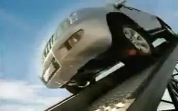 تست بسیار جالب تعادل خودروی لوکس + فیلم