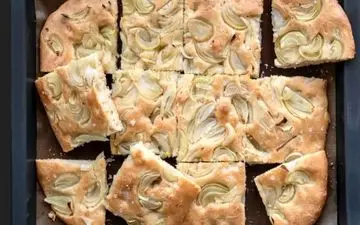  دستور تهیه نان پیاز ایتالیایی؛ ترکیبی خوش‌طعم برای میزهای مهمانی