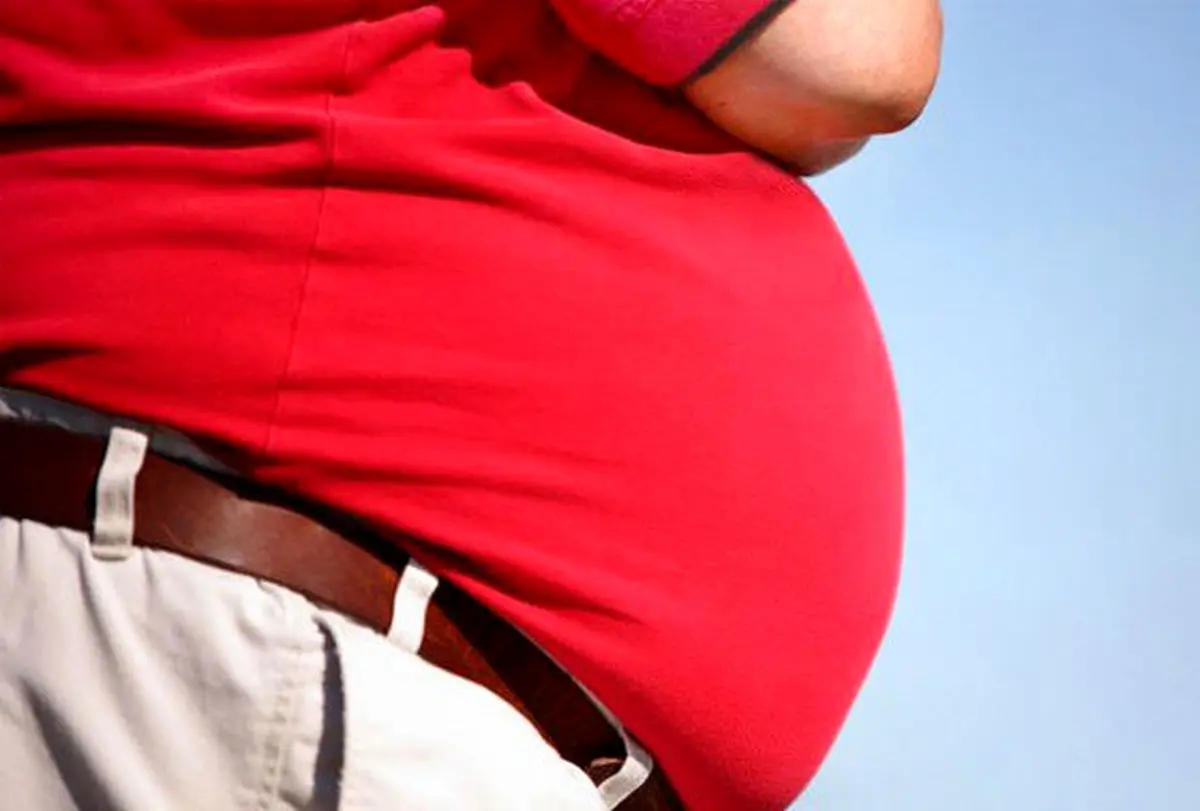 ۶ کار غلطی که باعث چاقی شکمی می‌شوند
