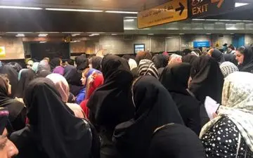 نقص فنی در خط ۲ مترو تهران جابجایی مسافران را مختل کرد