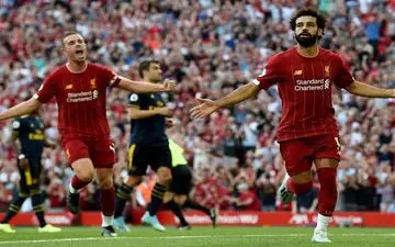طوفان لیورپول همراه با محمدصلاح/ سرخ پوشان به تنهایی در صدر لیگ برتر 