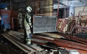 سقوط مرگبار جرثقیل روی یک تهرانی در بلوار فردوس
