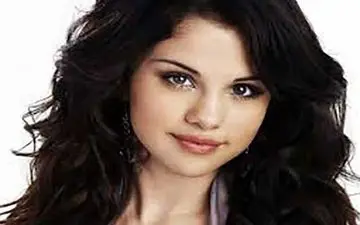 تغییر چهره زیبای سلنا گومز در 30 سالگی! +عکس صورت پرش 