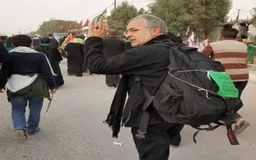 آقای مجری راهی پیاده روی اربعین شد
