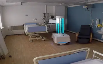 فیلم/ ضدعفونی اتاق های بیمارستان با این ربات جالب