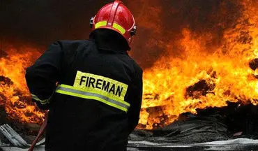 آتش سوزی در کارگاه کفاشی /نجات یک نفر از میان شعله ها 