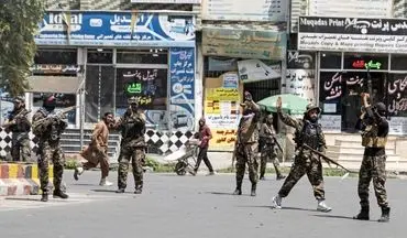 انتقام‌جویی وحشیانه طالبان؛ شهروندی را کشتند و جسدش را به یک تانک در هرات آویختند