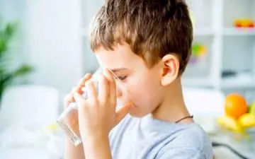  بعد از مصرف میوه آب نخورید