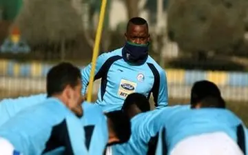 سوپراستار به استقلال چراغ سبز نشان داد