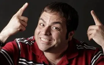  «شهرام قائدی» و مادر و دخترش در یک قاب/ عکس