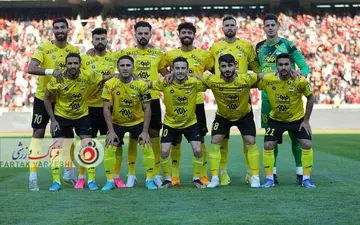 سپاهان برد اما استقلال صدرنشین شد!
