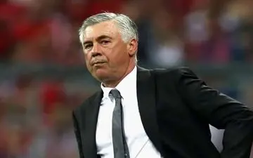  آنچلوتی: زیدان کمک شایانی به من برای برقراری ارتباط با بنزما کرد 