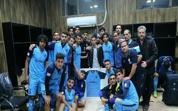 ساعت های طلایی برای انتخاب مهم آبی پوشان!