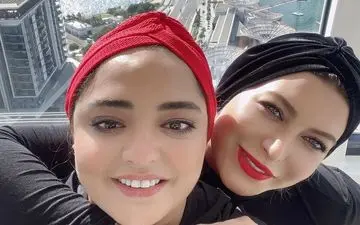 تصاویر لو رفته از عشق و حال نرگس محمدی و فریبا نادری در فرانسه!