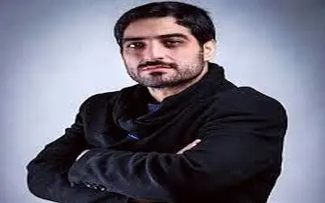 تصویری از مداح معروف با شلوارک در باشگاه بدنسازی