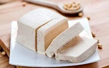 مصرف پنیر برای این افراد ممنوع است