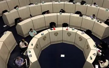 افت2 هزار واحدی شاخص بورس