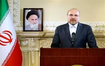 تلاش می‌کنیم که به دولت در سر و سامان دادن به بازار کمک کنیم
