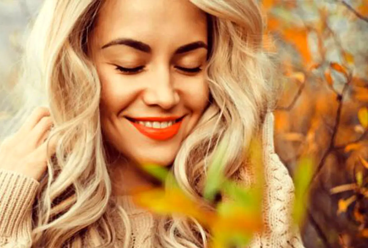 چگونه موهای خود را در فصل پاییز سالم و زیبا نگه داریم؟ 10 نکته کلیدی که باید بدانید

