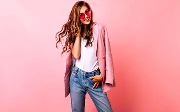 ترفندهای طلایی ست کردن لباس برای قد کوتاه ها/ خانم های قد کوتاه چه لباسی بپوشند؟
