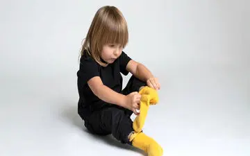 چگونه به کودکم استقلال را بیاموزیم؟

