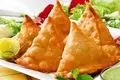 طرز تهیه سمبوسه سیب‌ زمینی و پنیر؛ یک میان‌وعده ترد و خوشمزه