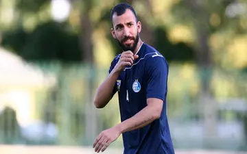 آغاز شمارش معکوس برای کنار گذاشته شدن ستارۀ جنجالی استقلال از دربی