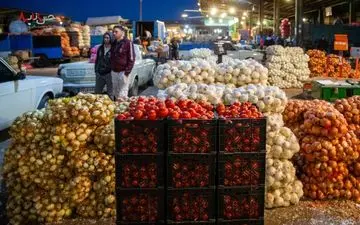 چرا پیاز و گوجه فرنگی گران شد؟