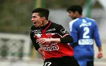  لباس پرسپولیس بر تن بازیکن استقلال (عکس)