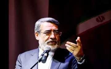 آمریکا رسما از مردم ایران عذرخواهی کند