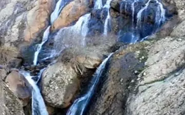 فیلمی از آبشار دیدنی ازنادر در «دورود» 